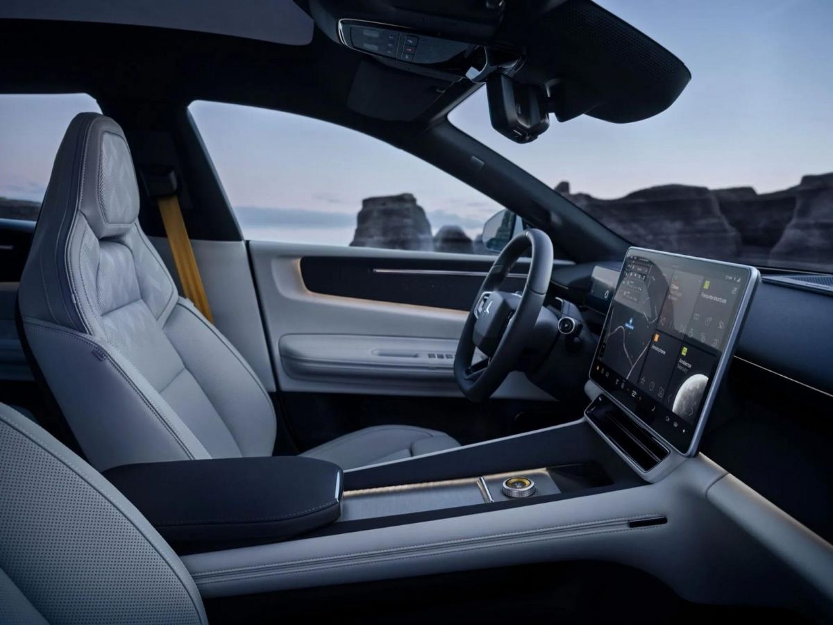 Polestar 4 SUV: Πρεμιέρα με μεγαλύτερους χώρους και... πίσω τζάμι